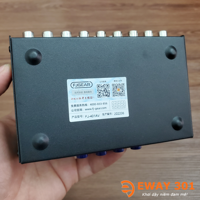 Bộ Chia Tín Hiệu AV Đa Năng FJ-401AV