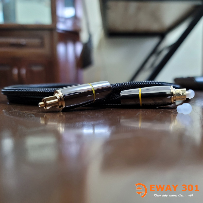 Dây quang AudioQuest dài 2m