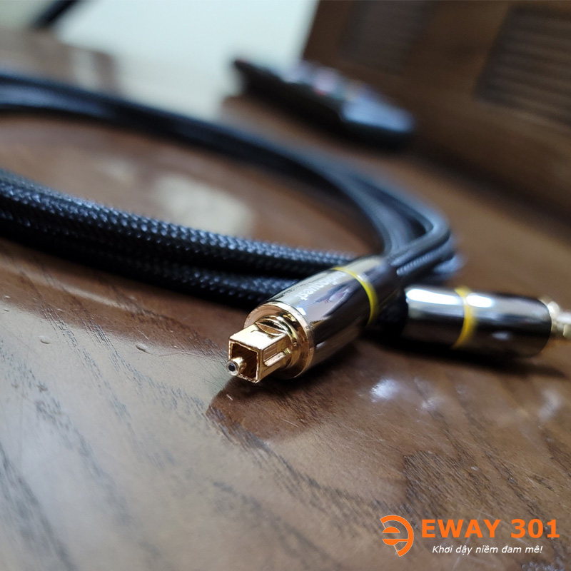 Dây quang AudioQuest dài 2m