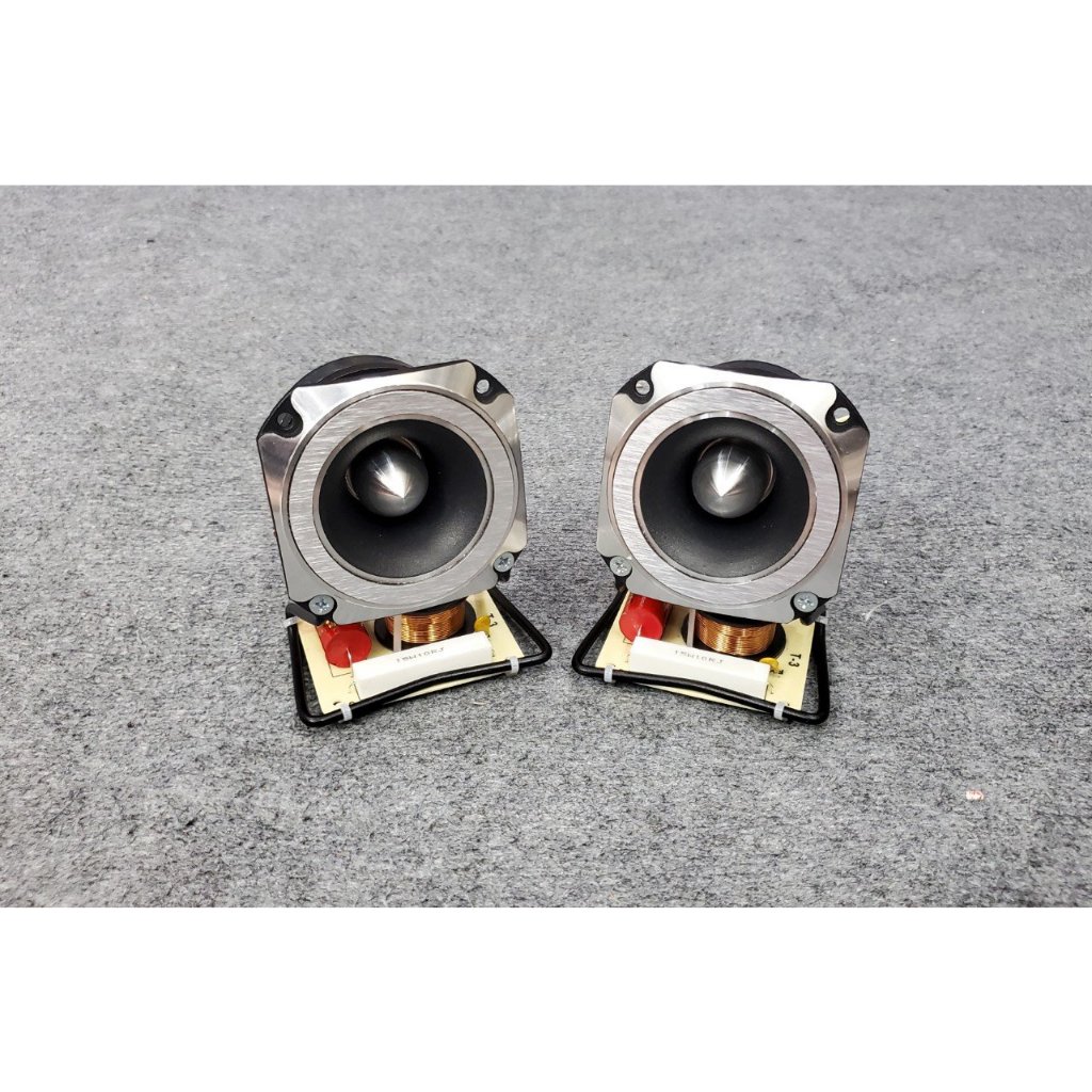 Cặp Loa Siêu Treble P8804 - Tích Hợp Phân Tần