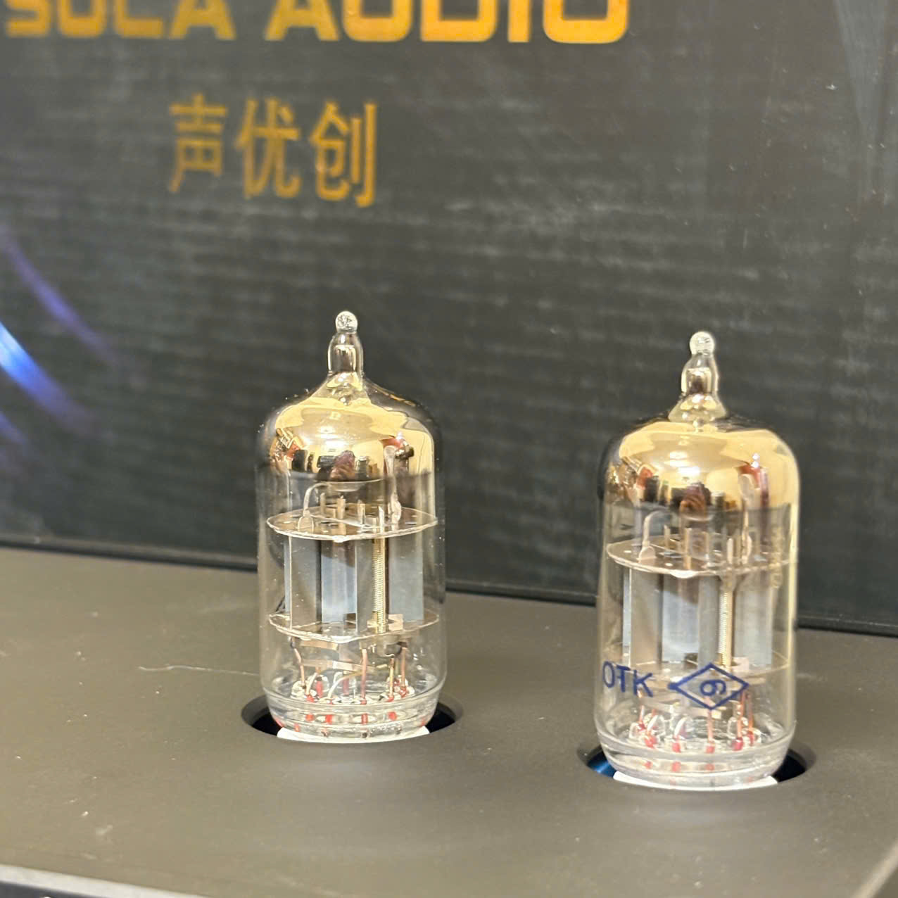SUCA AUDIO TUBE-T8 | Preamp Equalizer – Bộ tiền khuếch đại