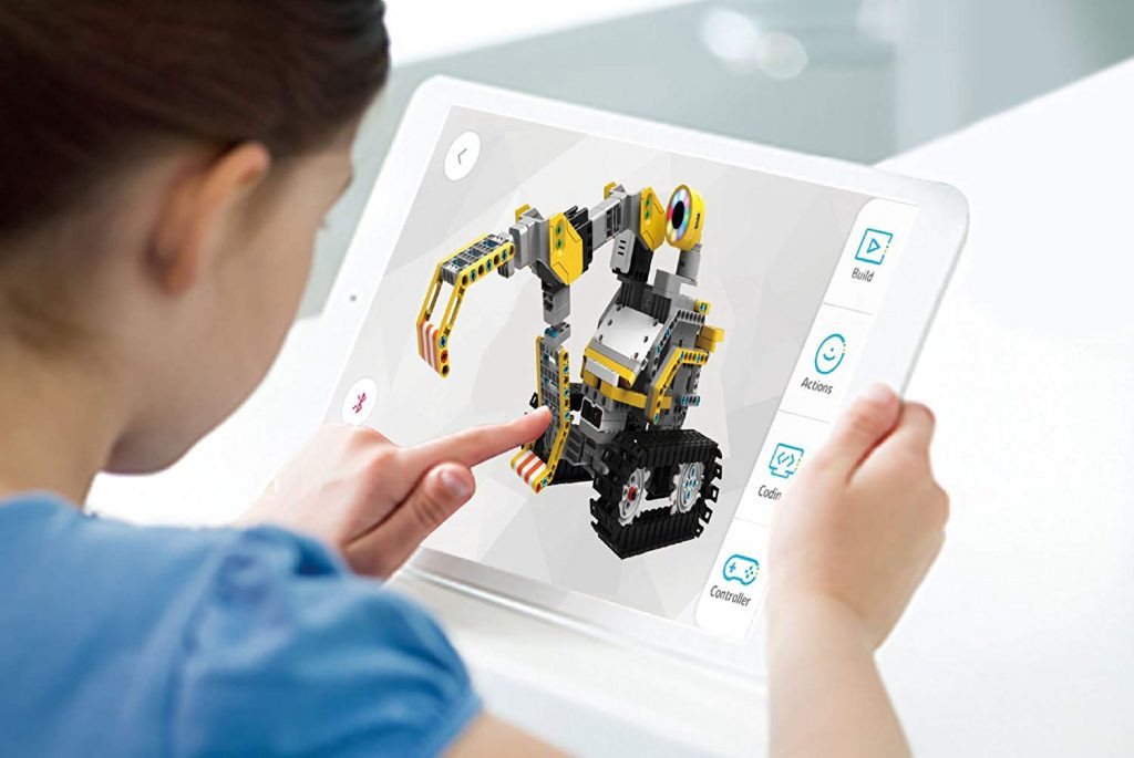 Xu hướng ứng dụng STEM Robotics trong Giáo dục thời đại công nghệ 4.0