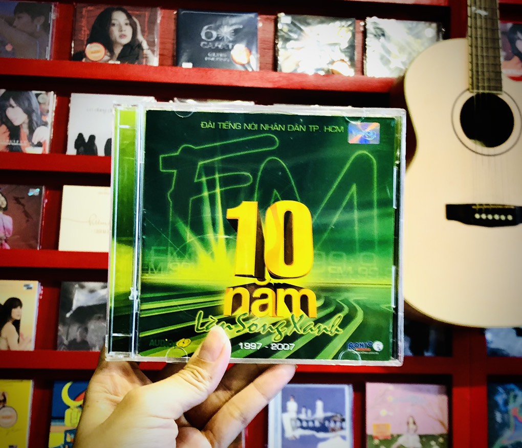 CD 10 NĂM LÀN SÓNG XANH 1997 - 2007 ( 2 CD )