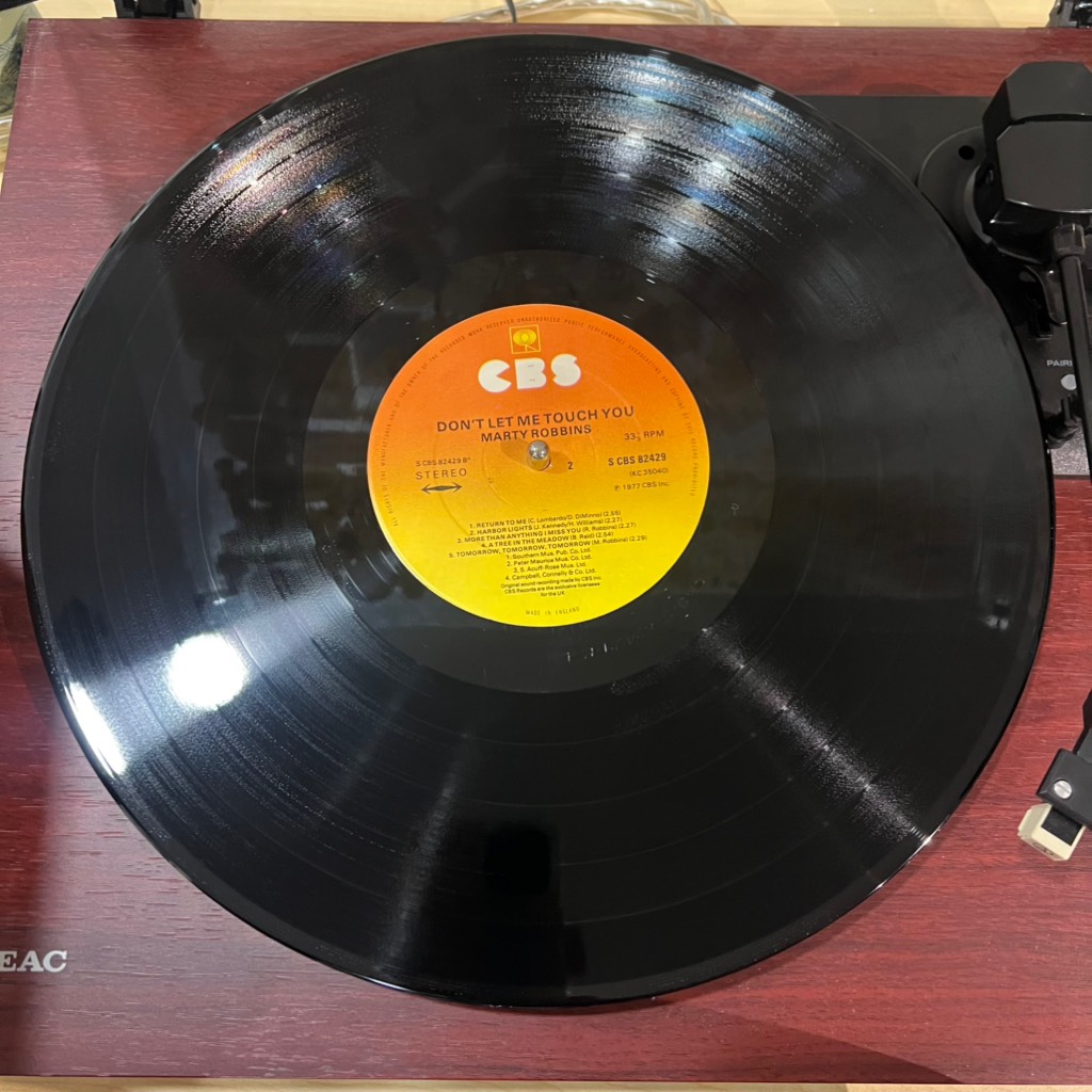 vinyl Marty Robbins – Don't Let Me Touch You