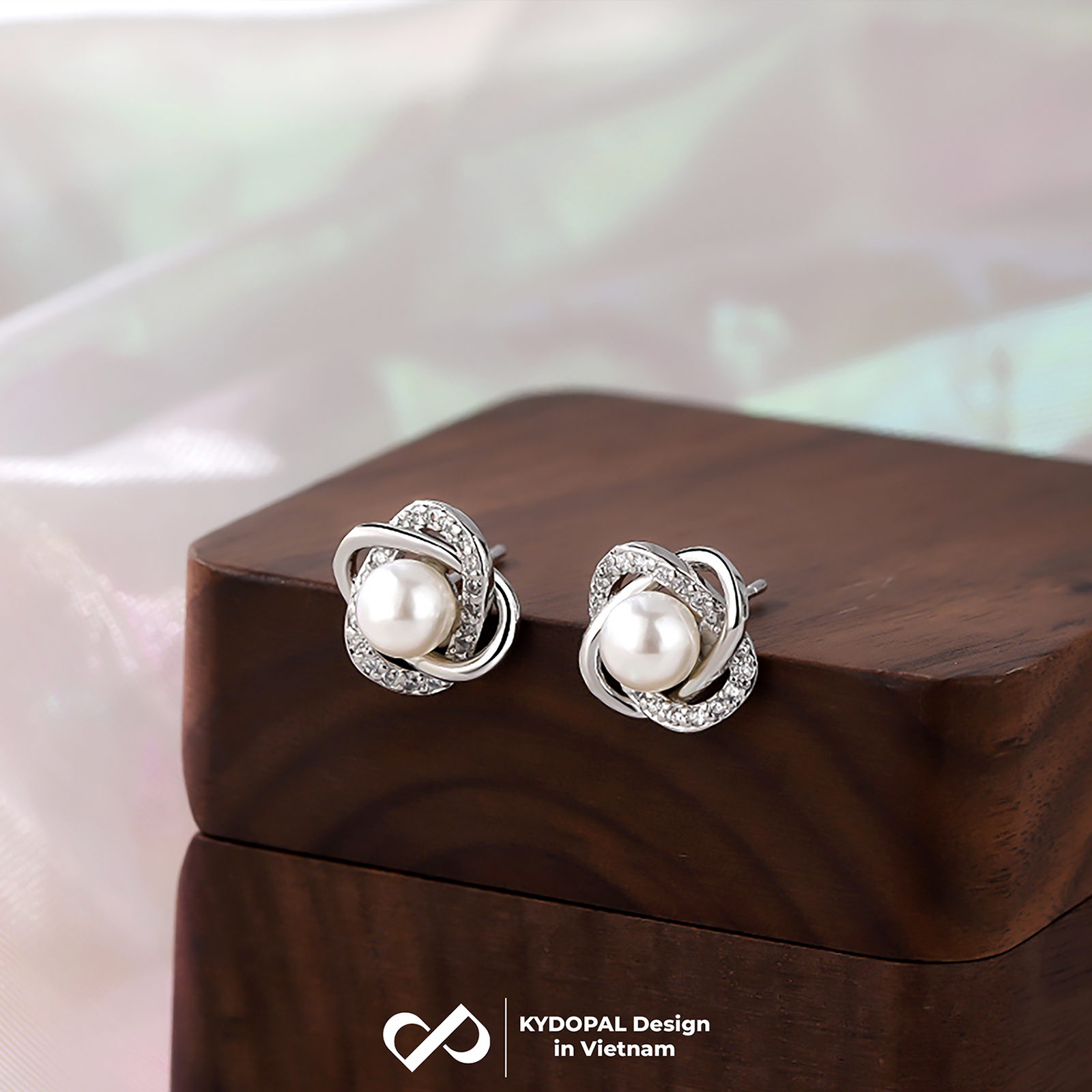 Khuyên tai bạc nữ KYDOPAL hoa cá tính xoắn đính trai nước ngọt tự nhiên nữ tính - PAL9C3K8