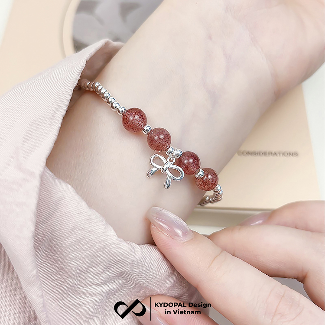 Lắc tay bạc nữ KYDOPAL bi bạc tròn charm nơ thắt trơn mix đá thạch anh dâu hồng đá phong thủy tự nhiên - PAL9C8L8