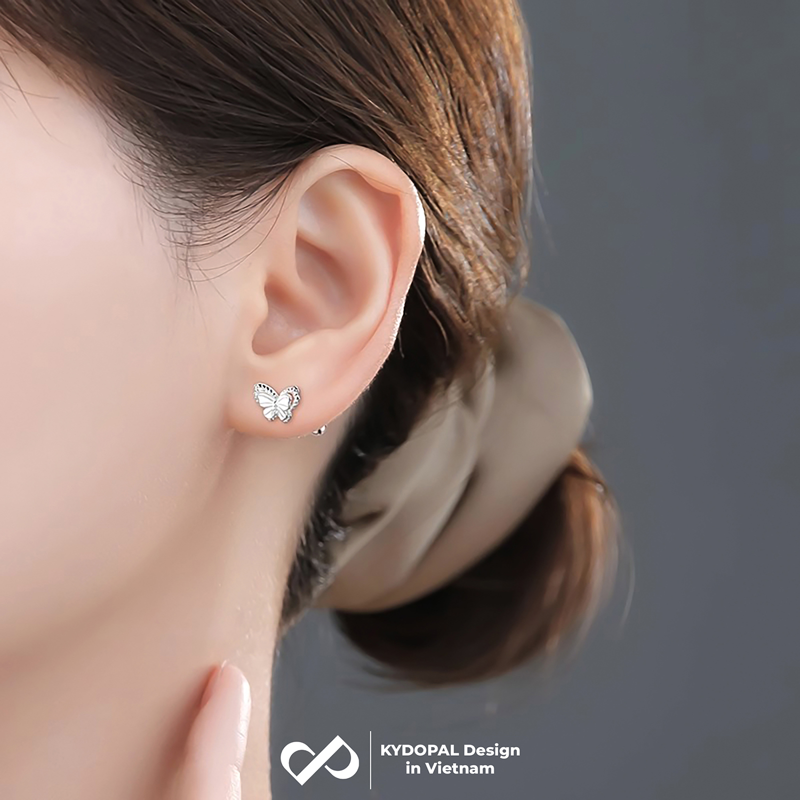 Khuyên tai bạc nữ KYDOPAL cánh hồ điệp đôi cách điệu viền hạt chốt ren bi xinh xắn - PAL9C11K2