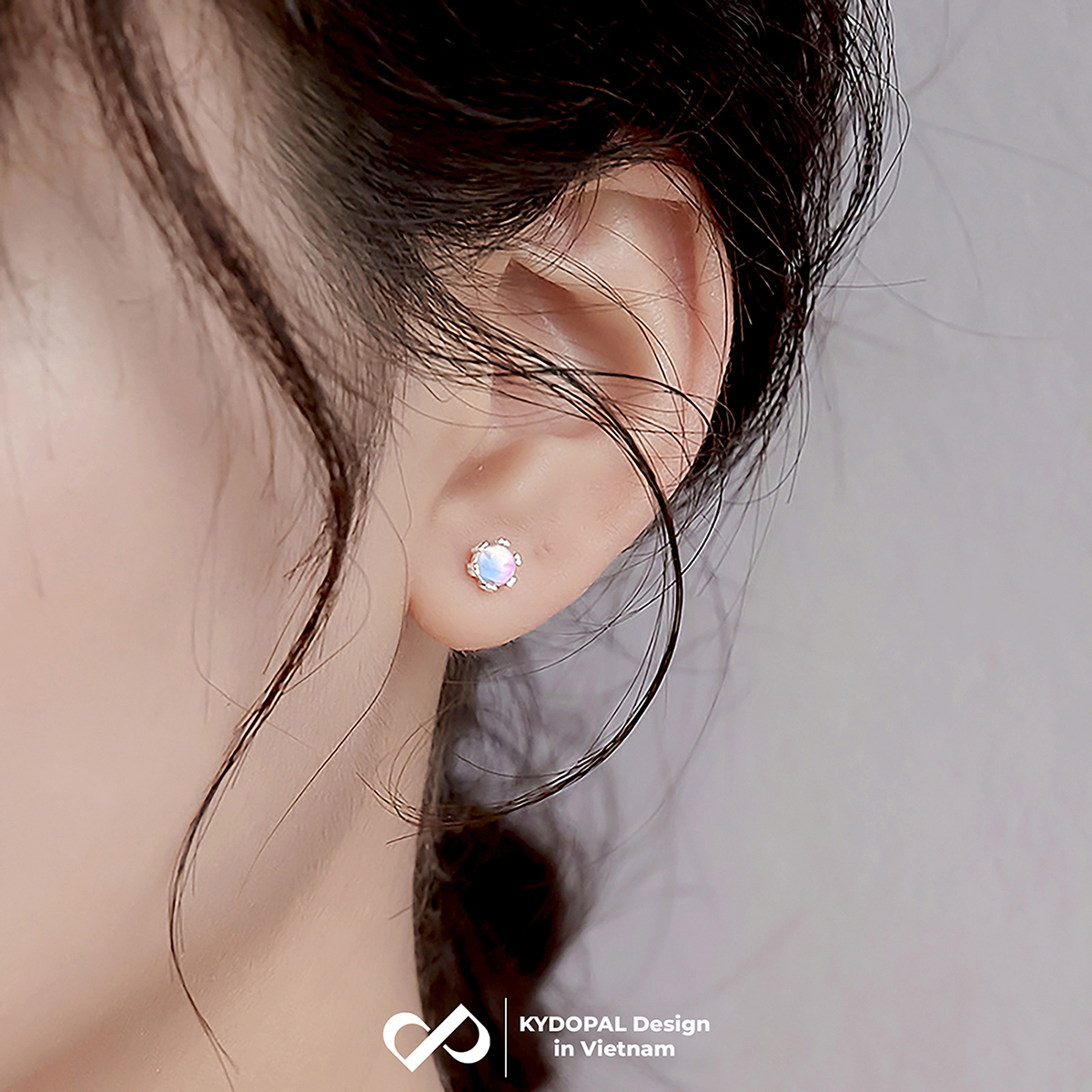 Khuyên tai bạc nữ KYDOPAL hạt tròn đá moonstone lấp lánh bạc 925 cao cấp chốt vặn - PAL9C3K9