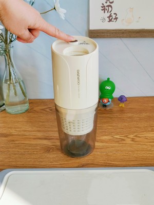 MÁY ÉP HOA QUẢ DI ĐỘNG DAEWOO BM01