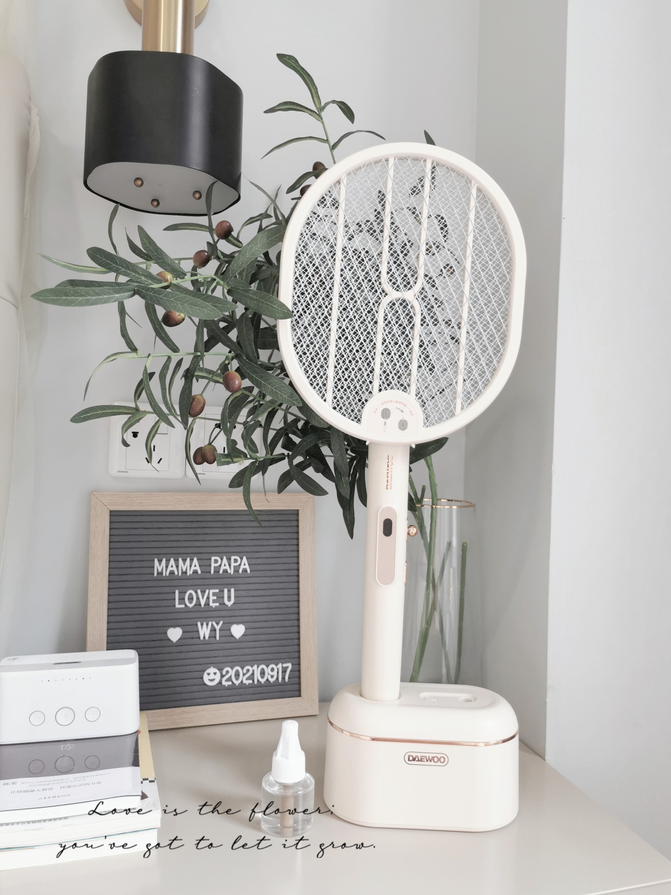 VỢT BẮT MUỖI CAO CẤP DAEWOO M12