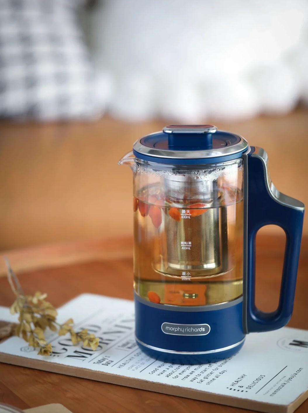 BÌNH TRÀ DƯỠNG SINH CÁ NHÂN MORPHY RICHARDS MR6086