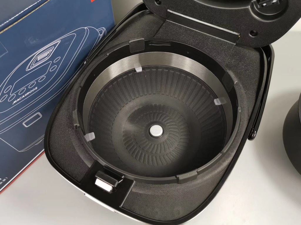 NỒI CƠM ĐIỆN ĐIỆN TỪ IH MACAIIROOS