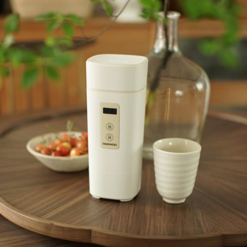 Bình đun nước giữ nhiệt di động Daewoo D2