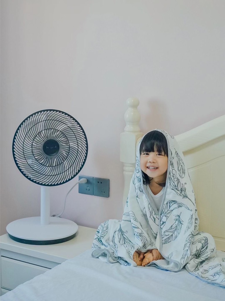 QUẠT TUẦN HOÀN TÍCH ĐIỆN ĐA NĂNG KEHEAL R5