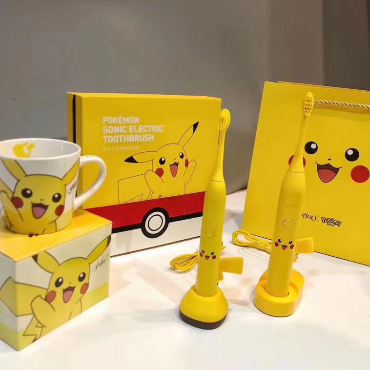 BÀN CHẢI ĐIỆN SONIC APIYOO X PIKACHU