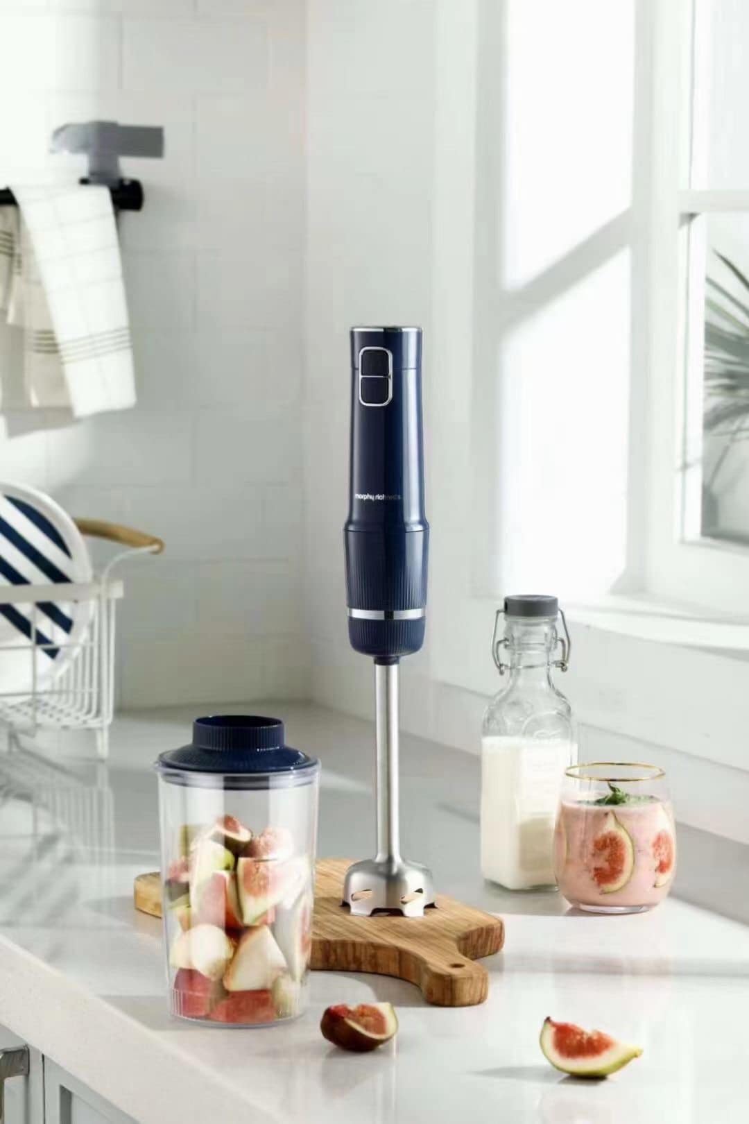 MÁY XAY ĐA NĂNG CẦM TAY MORPHY RICHARDS MR6008