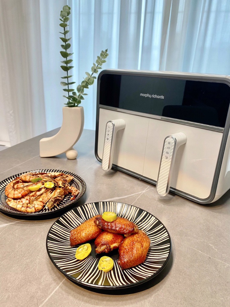 LÒ CHIÊN KHÔNG DẦU DOUBLE 2 NGĂN ĐIỀU KHIỂN ĐỘC LẬP MORPHY RICHARDS MR8100