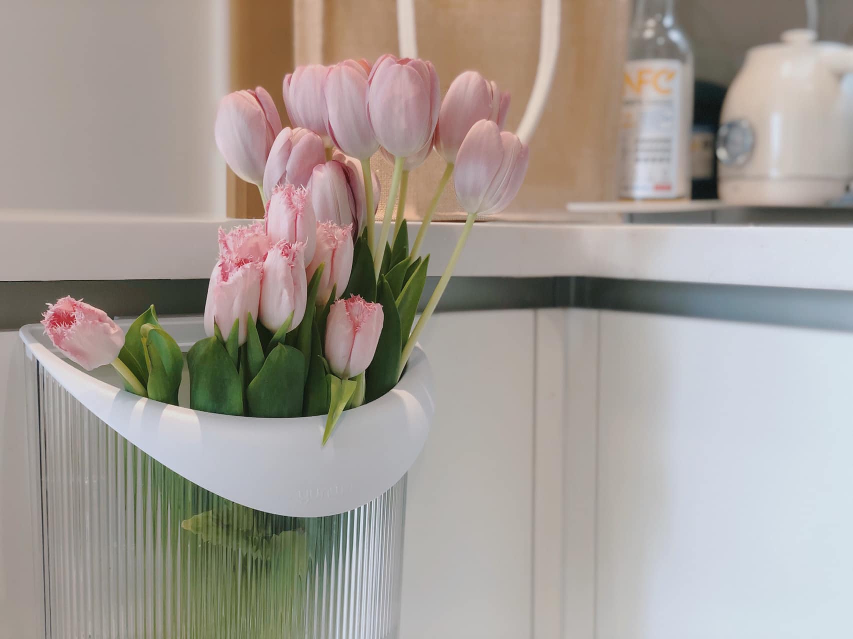 THÙNG RÁC TREO TRONG SUỐT CAO CẤP YUNWU