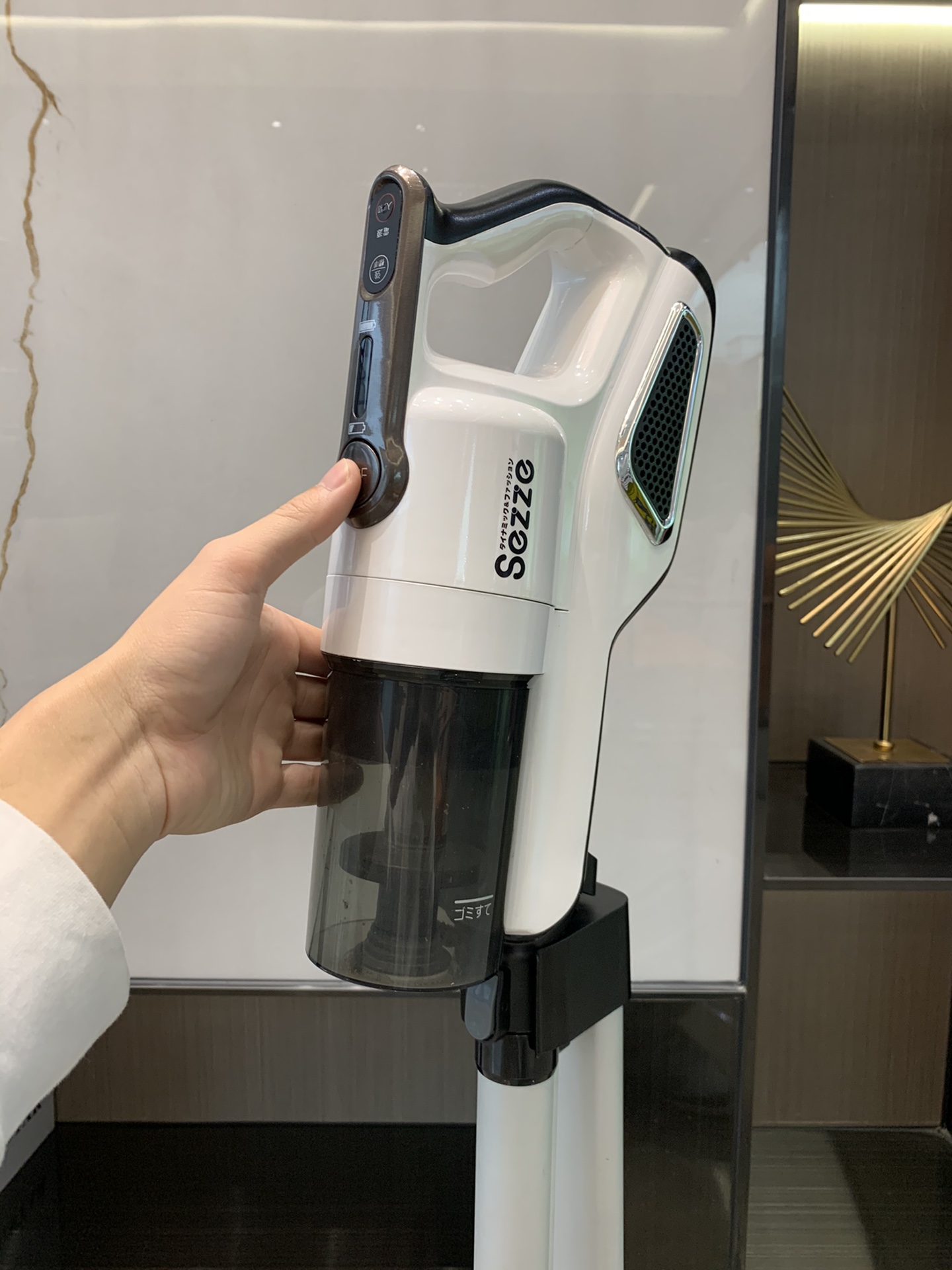 MÁY HÚT BỤI KHÔNG DÂY ĐA NĂNG SEZZE S35E