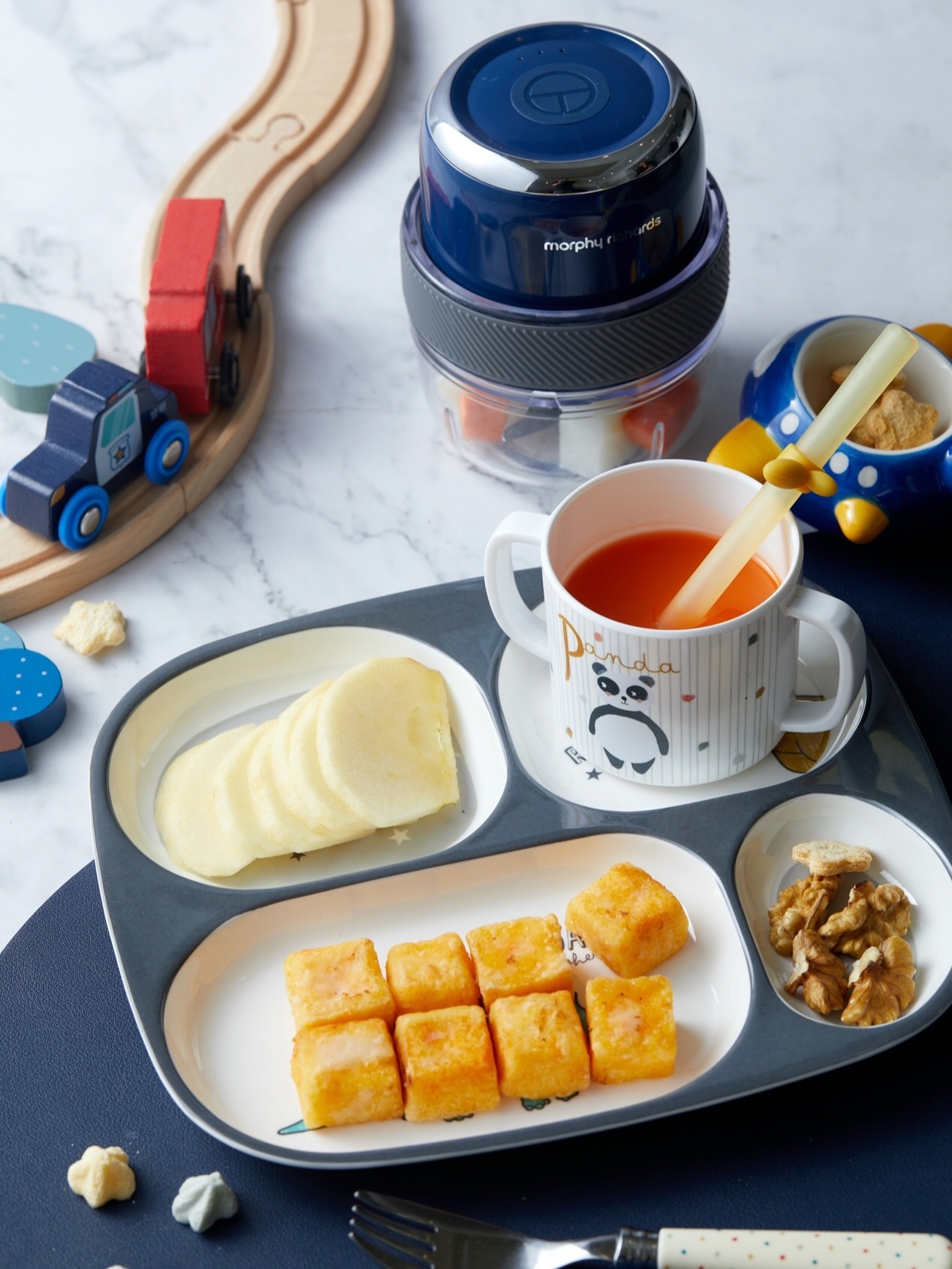 CỐI XAY ĐA NĂNG MINI KHÔNG DÂY MORPHY RICHARDS MR9403