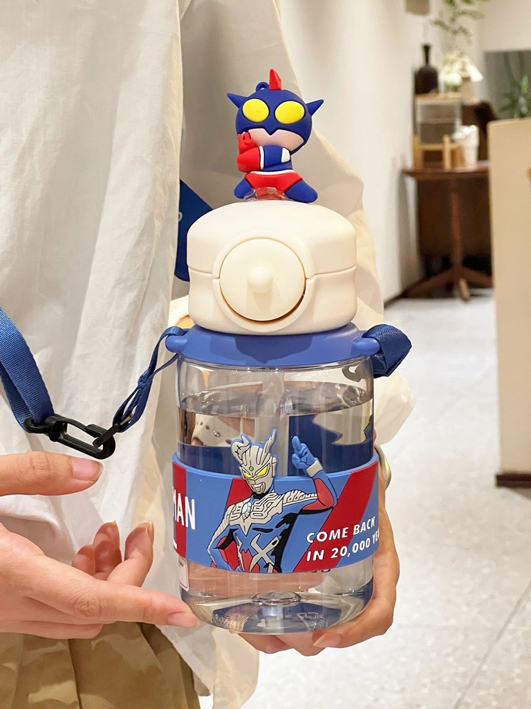 BÌNH NƯỚC ĐI HỌC BÌNH NƯỚC CHO BÉ BÌNH NƯỚC TRITAN ULTRAMAN