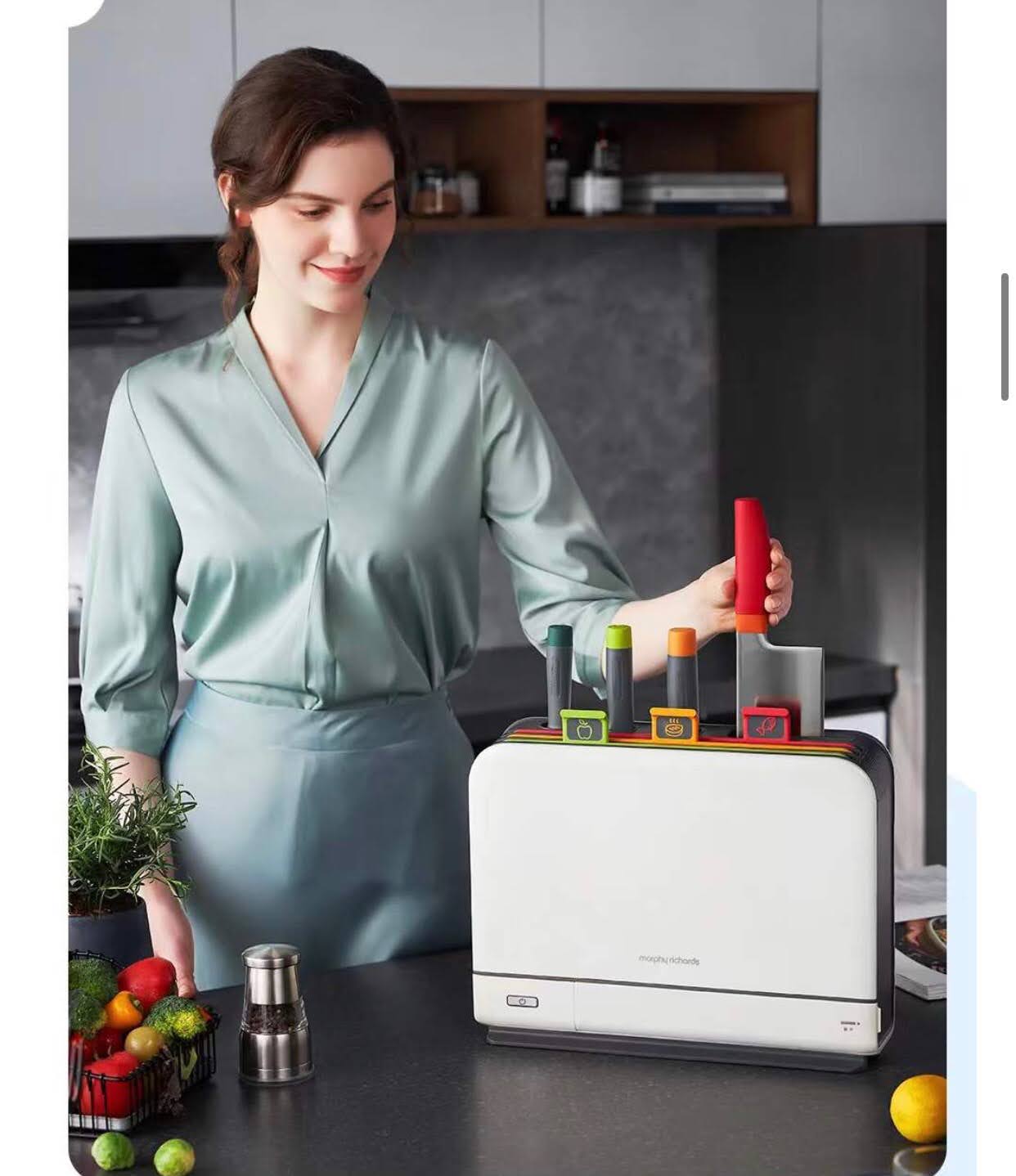 SET DAO THỚT KÈM HỘP SẤY & TIỆT TRÙNG UV MORPHY RICHARD MR1001