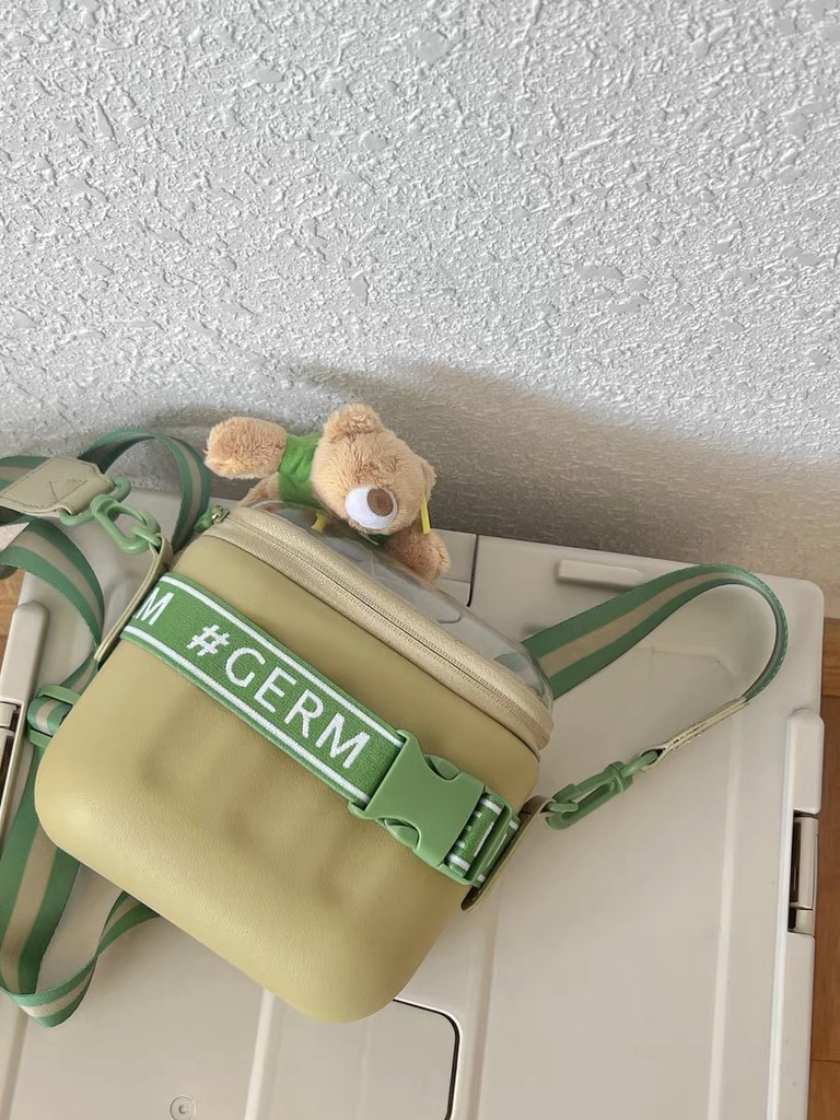 TÚI ĐEO CHÉO EVA KÈM GẤU BÔNG GERM