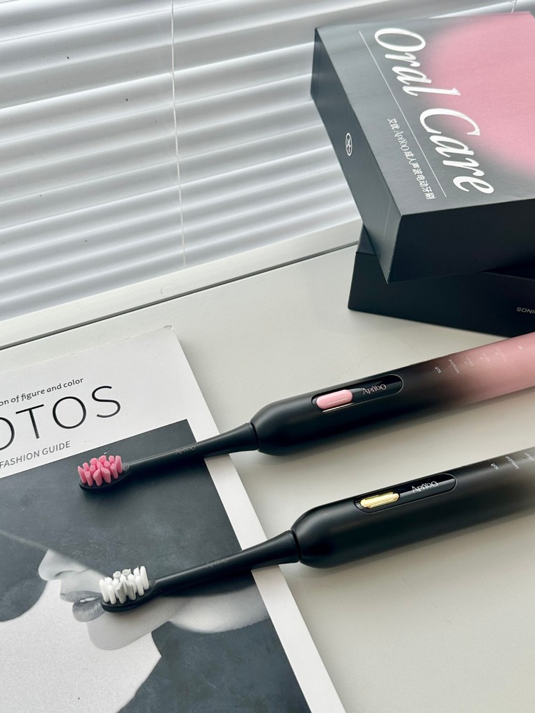 BÀN CHẢI ĐIỆN SÓNG ÂM BLACKPINK APIYOO