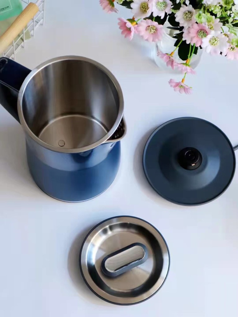 ẤM ĐUN NƯỚC SIÊU TỐC THÔNG MÌNH MORPHY RICHARDS MR6070