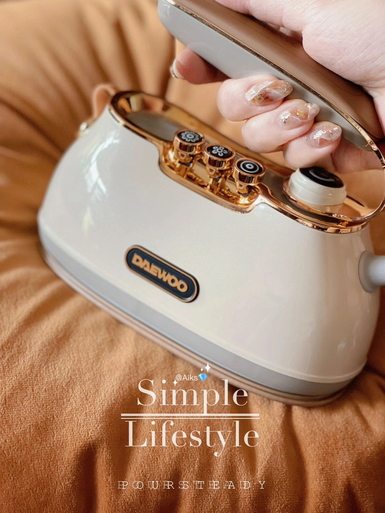 BÀN LÀ HƠI ĐA NĂNG RETRO DAEWOO HL036