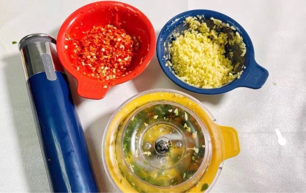 MÁY XAY THỰC PHẨM KHÔNG DÂY ĐA NĂNG DONLIM