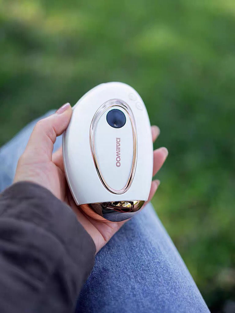 MÁY CHƯỜM ẤM MASSAGE TÍCH HỢP SẠC DỰ PHÒNG 5000mAh DAEWOO