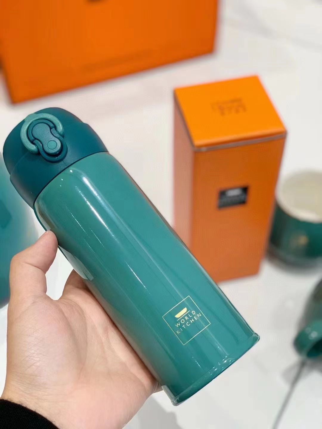 BỘ BÌNH TRÀ GIỮ NHIỆT 4 MÓN CAO CẤP WOLRDKITCHEN