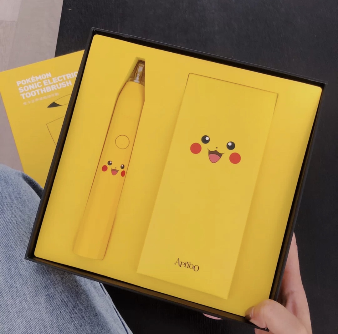 BÀN CHẢI ĐIỆN SONIC APIYOO X PIKACHU