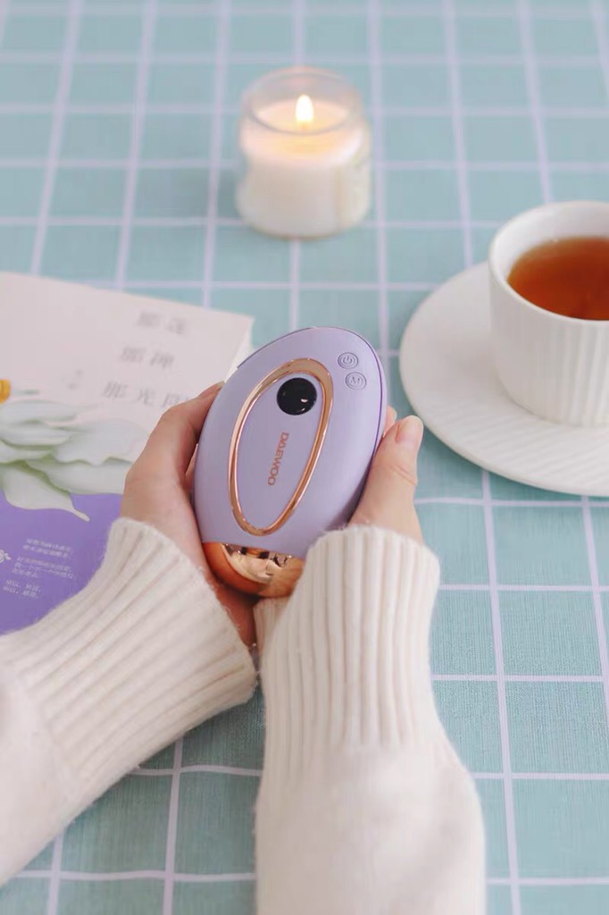 MÁY CHƯỜM ẤM MASSAGE TÍCH HỢP SẠC DỰ PHÒNG 5000mAh DAEWOO