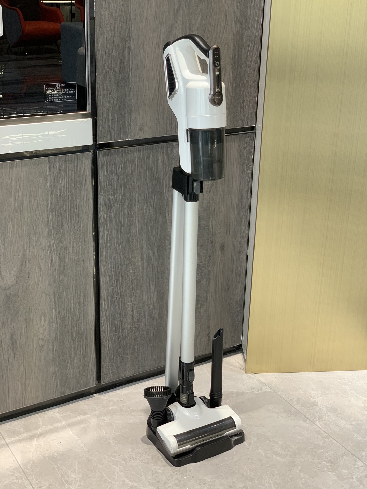 MÁY HÚT BỤI KHÔNG DÂY ĐA NĂNG SEZZE S35E