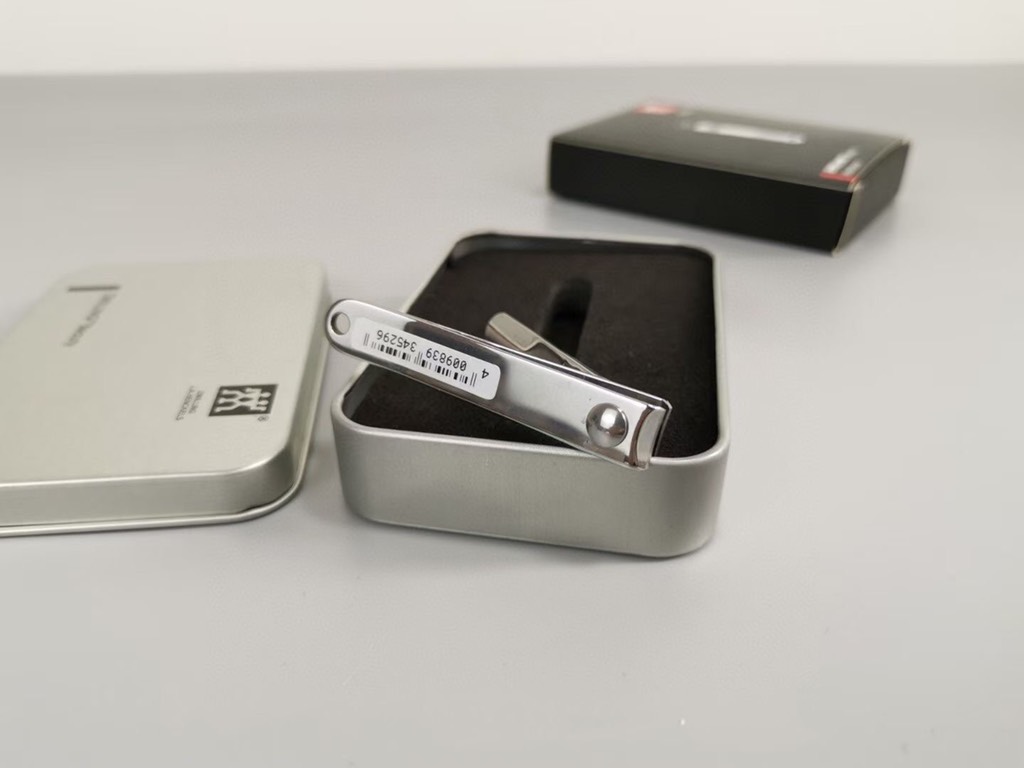 CẮT MÓNG TAY ZWILLING