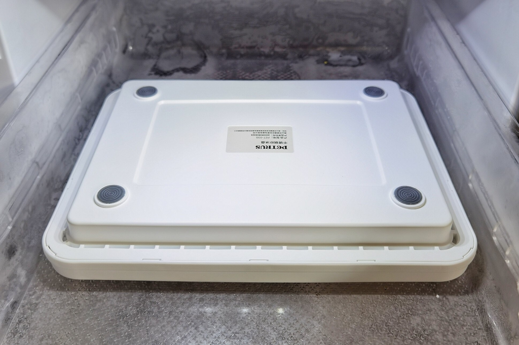 KHAY BĂNG KEM CUỐN PETRUS