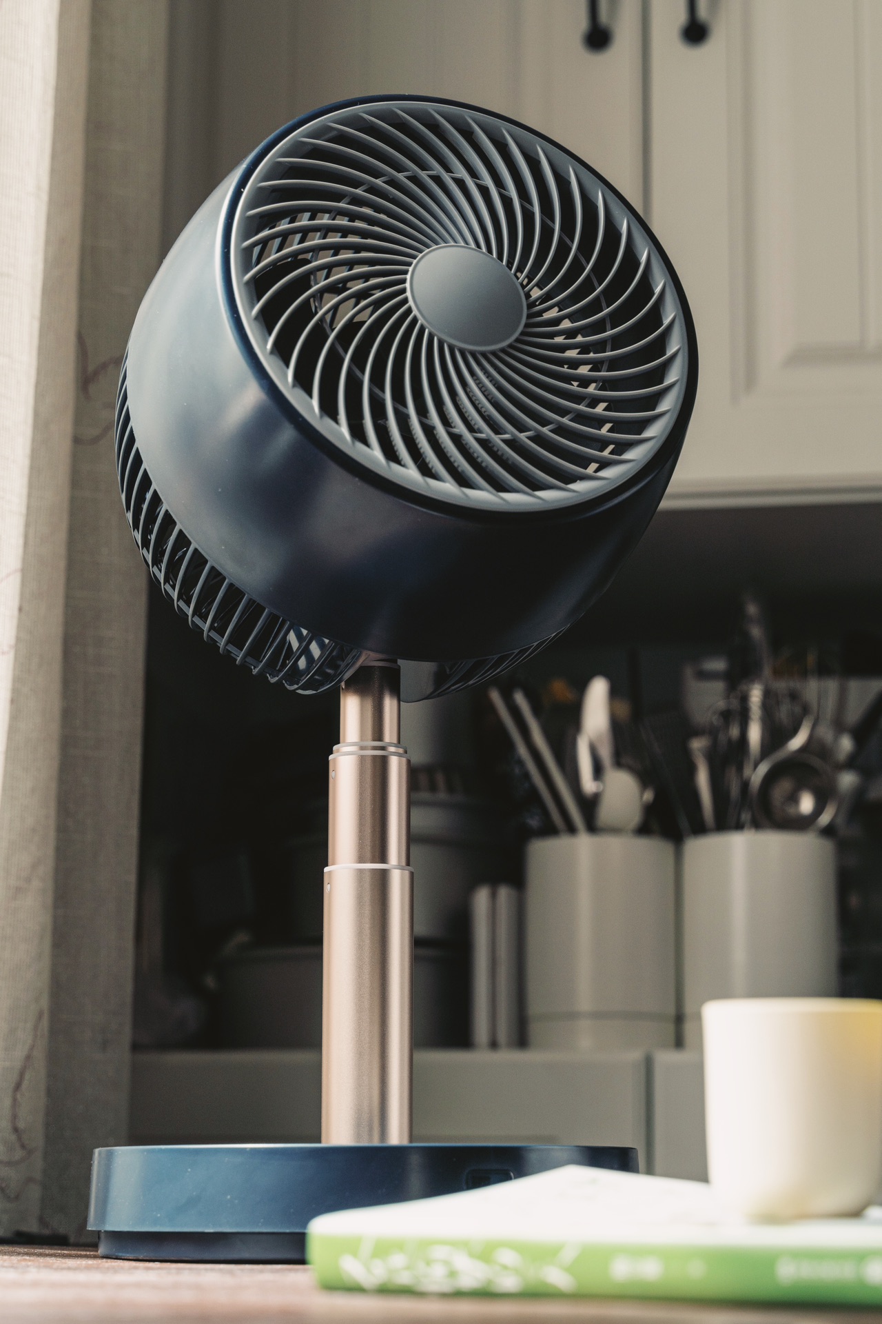 [Có bảo hành] [Chính hãng] QUẠT TUẦN HOÀN TÍCH ĐIỆN QUẠT DI DỘNG DÃ NGOẠI CAMPING THÂN RÚT LINH HOẠT SEZZE DC201