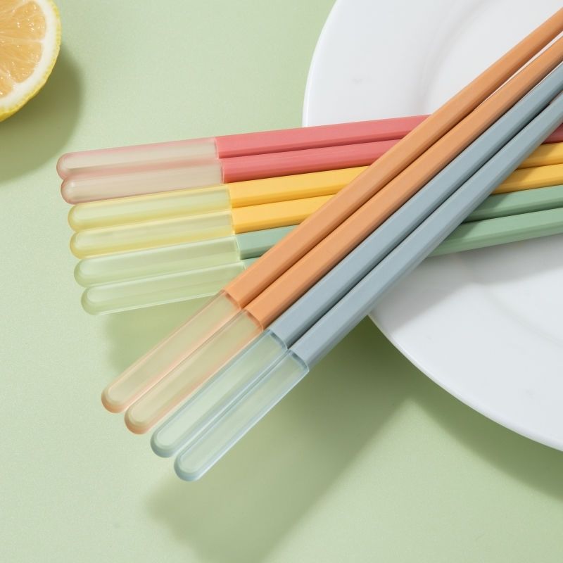 ĐŨA ĂN NGŨ SẮC CHỊU NHIỆT CHỐNG MỐC KOBACH