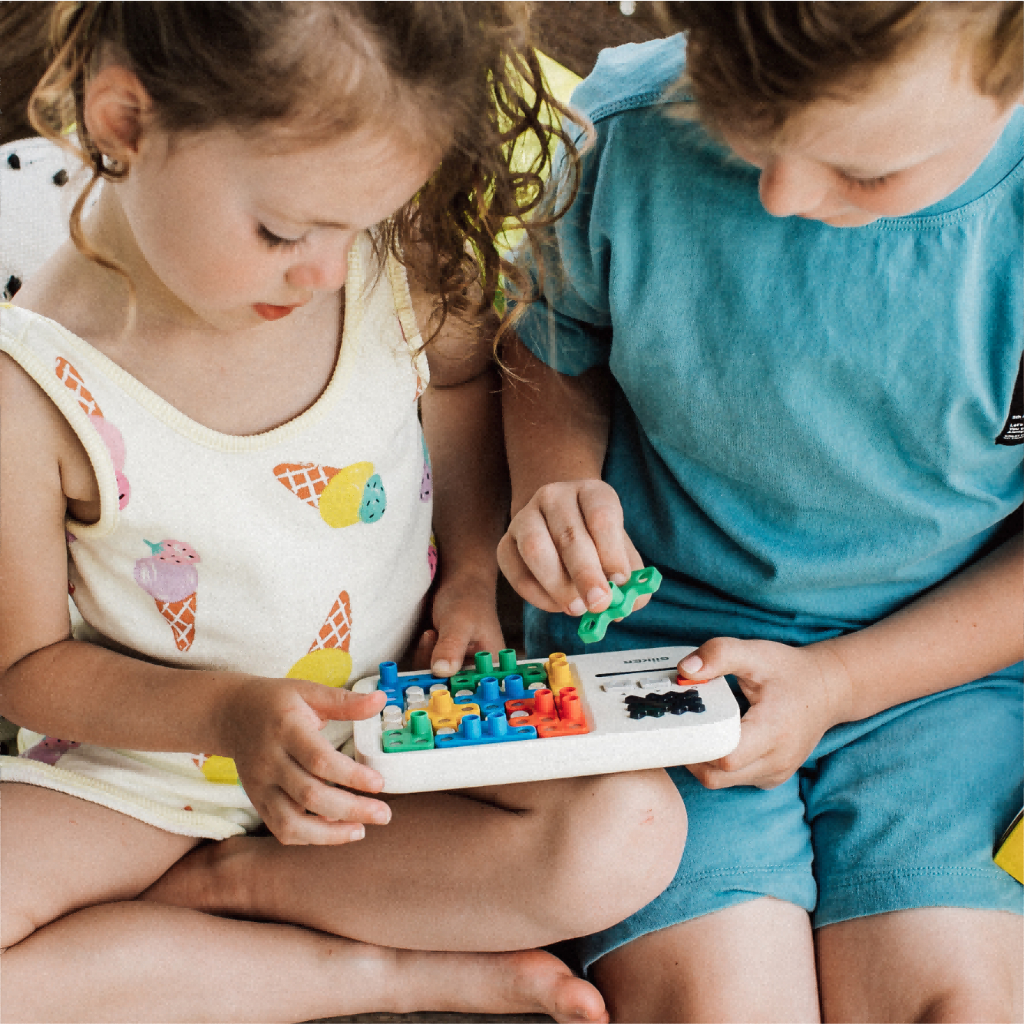 MÁY CHƠI TRÒ CHƠI XẾP HÌNH THÔNG MINH PHÁT TRIỀN TRÍ TUỆ TRÒ CHƠI GIẢI ĐỐ GIIKER SUPER BLOCK