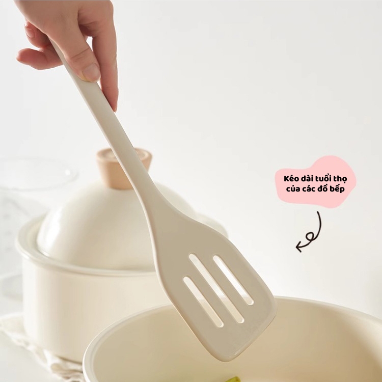 SET DỤNG CỤ BẾP SILICONE CHỊU NHIỆT CAO CẤP KÈM GIÁ TREO TỪ TÍNH 4 MÓN