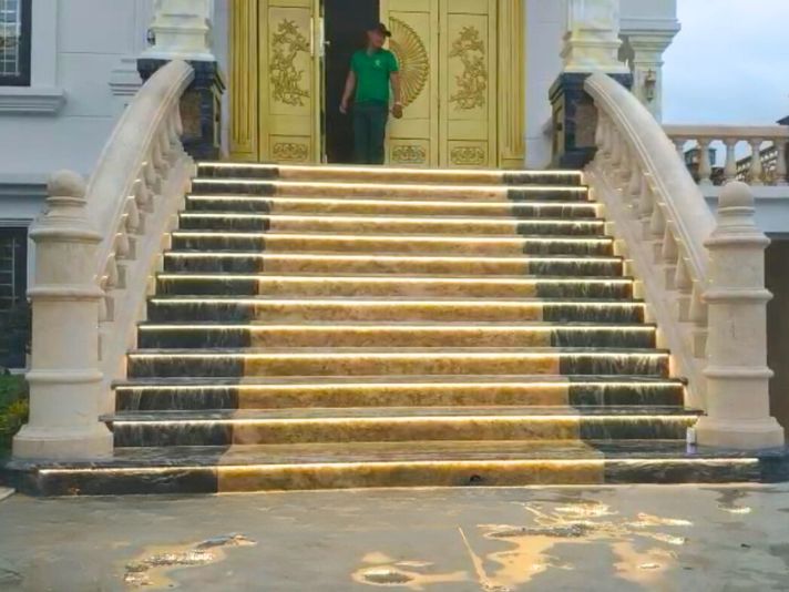 Thi Công Trọn Gói Đèn Cảm Biến Cầu Thang Thông Minh Ngoài Trời Tại Cần Đước - Long An