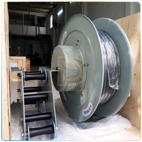 Rulo cuốn cáp điện Koreel - Dòng ECCV