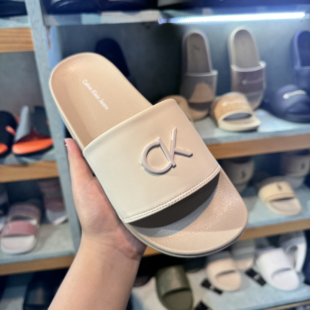 CK Classic Light Pinky Beige - Khoá Kem