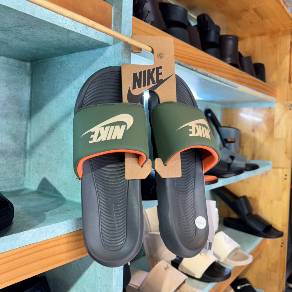 Nai..ke Victori One Slide - Dark Grey Army Green/ Xám Xanh