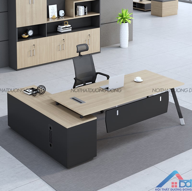Mẫu bàn lãnh đạo 1m8 cao cấp