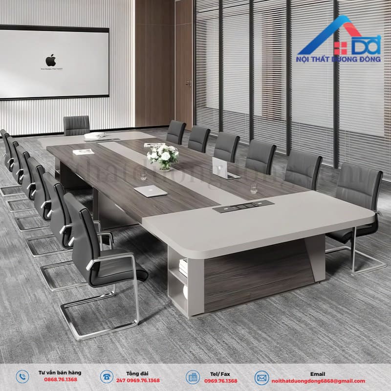 Thiết kế bàn đẹp và cứng cáp, sử dụng lâu dài