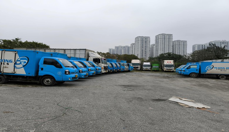 ĐỘI XE GIAO HÀNG