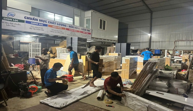 NHÂN SỰ NĂNG ĐỘNG